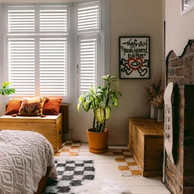 <em>Stunning Shutters for Bay Windows</em>